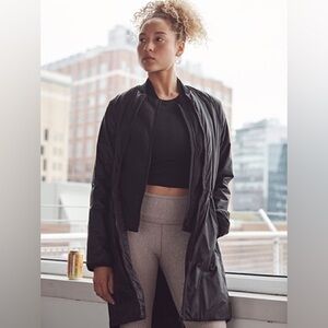 Athleta Summit Insulated Parka Black